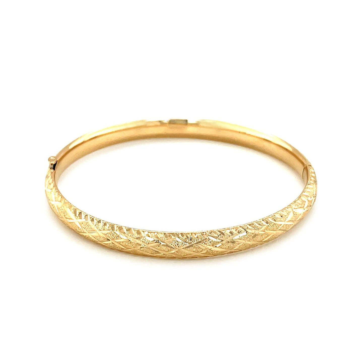 14k Yellow Gold Diamond Cut Design Dome Motif Childrens Bangle (5.50 mm)